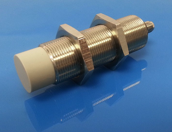 M18 UHF Antenna